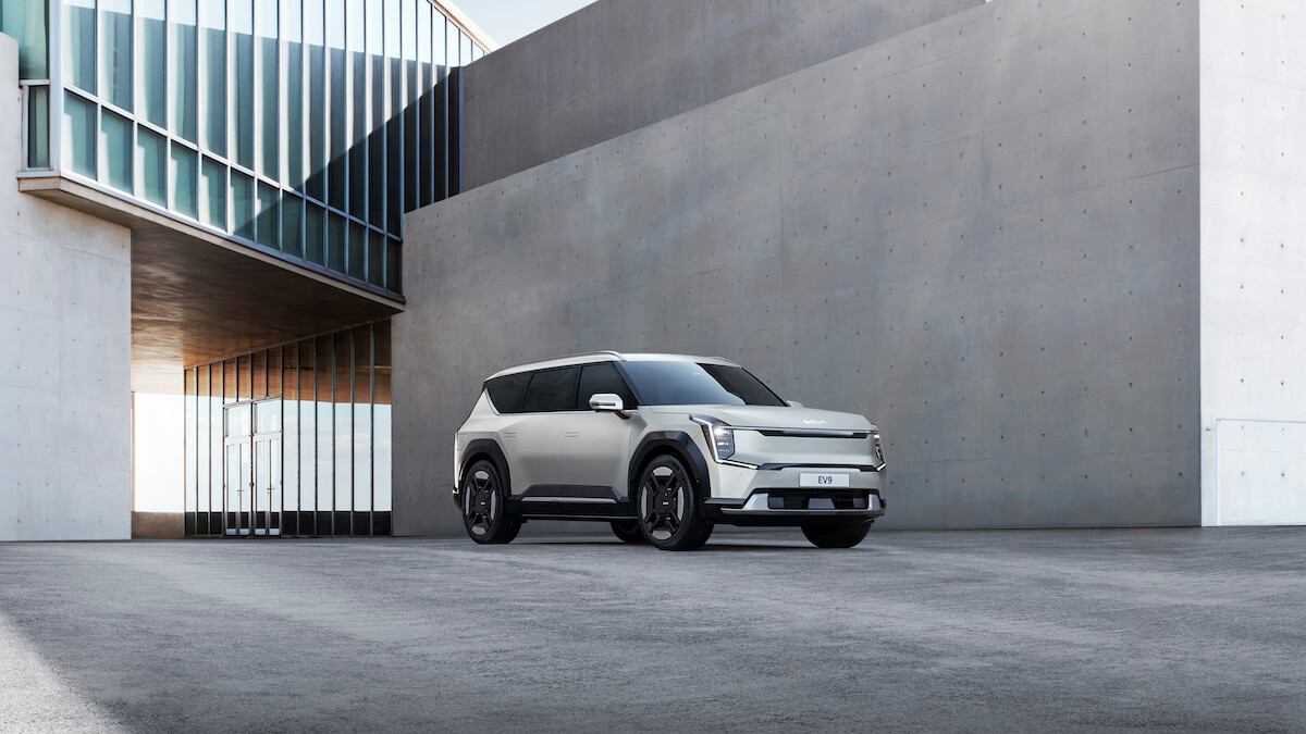 Karfu - Kia Unveils Flagship EV9 SUV Featuring Squarish Design And ...