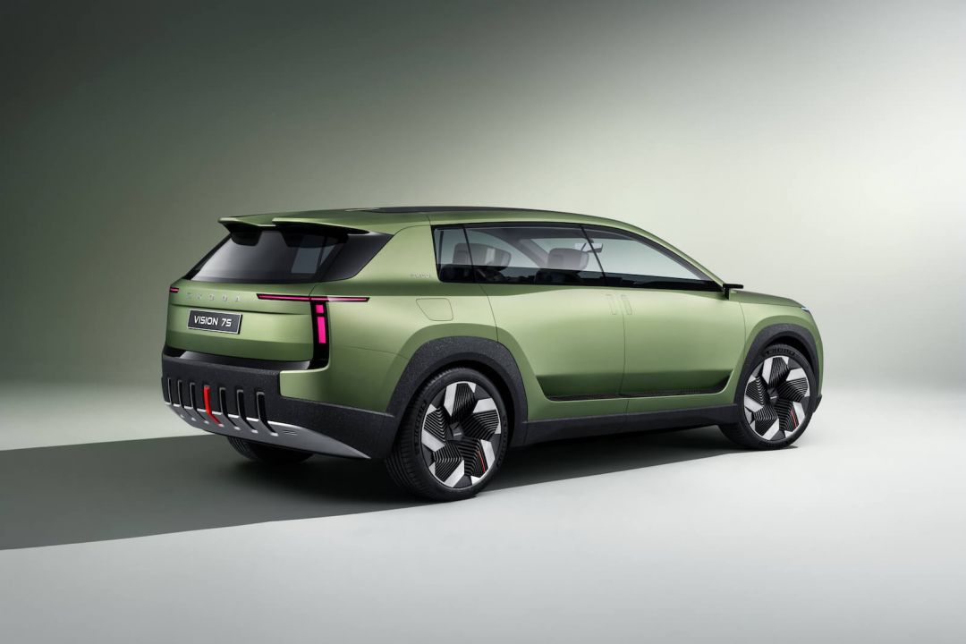 Karfu - Skoda unveils new brand identity with Vision 7S concept